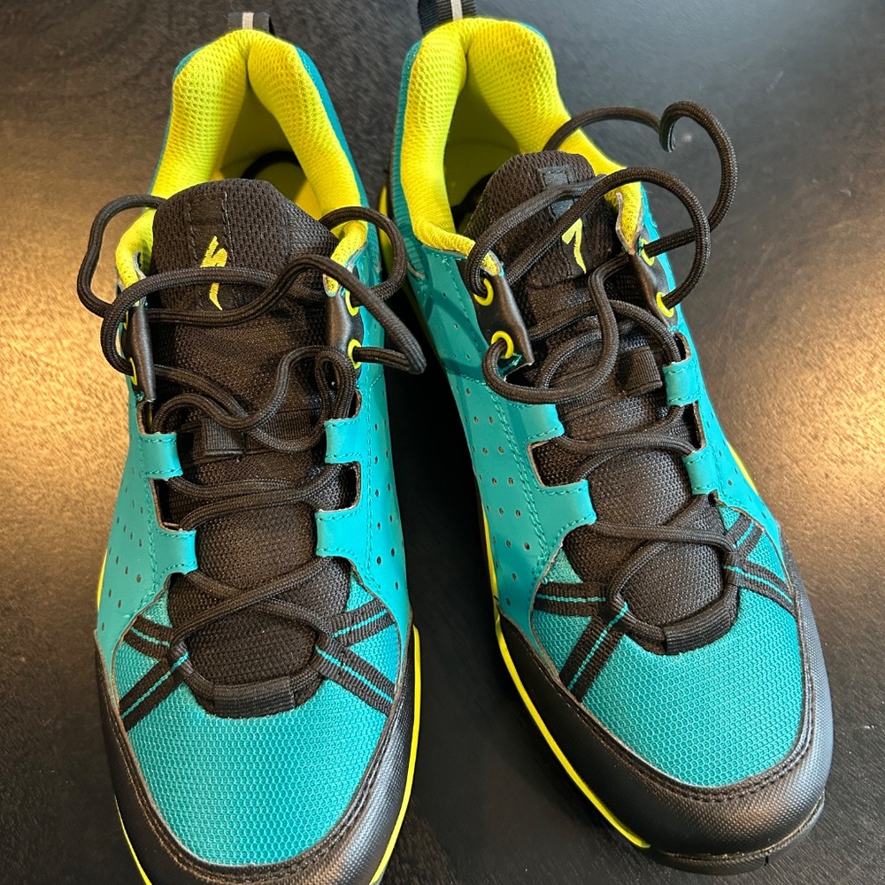 Specialized Bike Cycling Shoes - Picture 2 of 4
